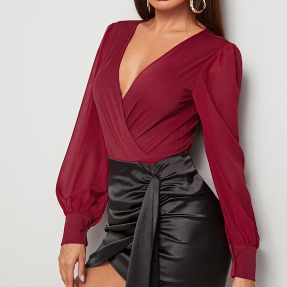 Black V neck Puff Long Sleeve Bodysuit plunging neck - Picture 10 of 14